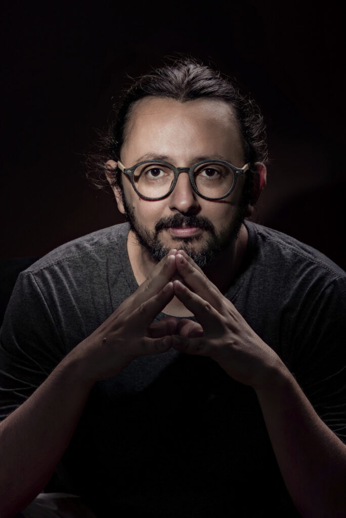 Professional Headshots for Teams: Strengthen Your Company's Image